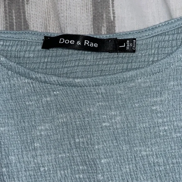 For & Rae Top - Picture 3 of 6